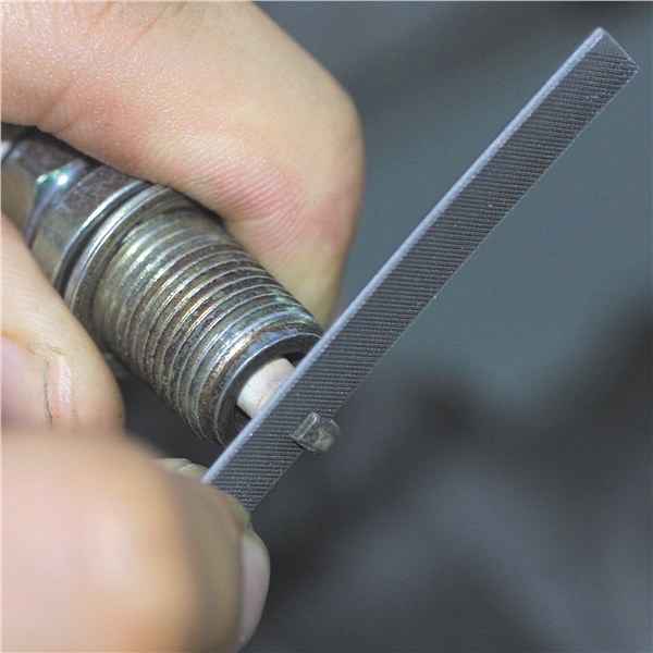 BS1298 Spark Plug Maintenance Bikeservice